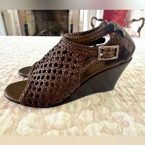 Brighton ‘Realm’ metallic Brown Woven Wedge Sandals. Size 7N